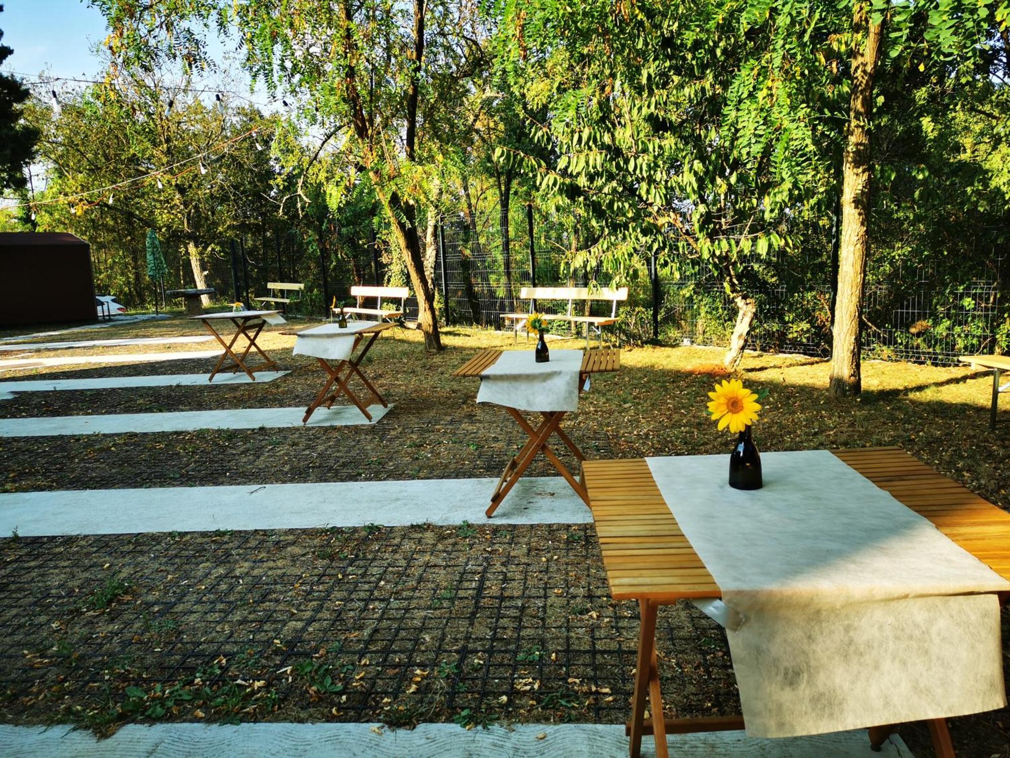 Krasen Kras 104 Resort Komen Εξωτερικό φωτογραφία